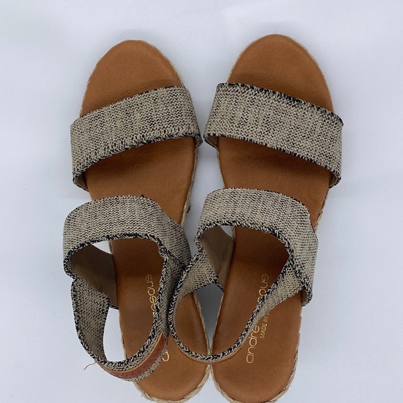 Andre Assous Women’s sandal wedge style shoe size 9.5 (40) - Picture 1 of 4